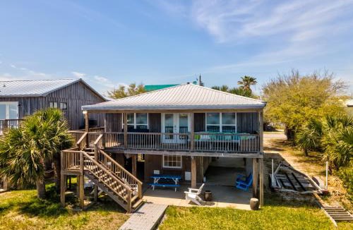 Royal Lagoons House | Sunny Side Up II - 320 Port Royal St