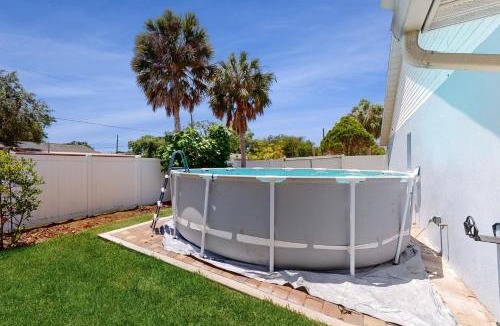 Palmetto House | Sunny Skies