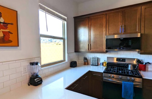 Laveen Village Apartment | Sunny Southwest Getaway With Beautiful Mountain Views