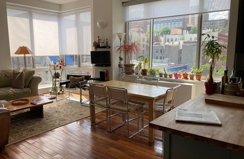 Central Park North Apartment | Sunny, Spacious 2 Bedroom - 24hr Doorman Apartment - in South Harlem