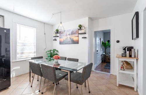 Fairfield Apartment | Sunny & Spacious 2BD, 1BA WFH Apt-Huge Yard & Patio