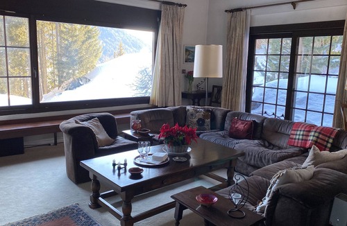 Davos-Dorf House | Sunny, spacious chalet 10 minutes walk from ski lift