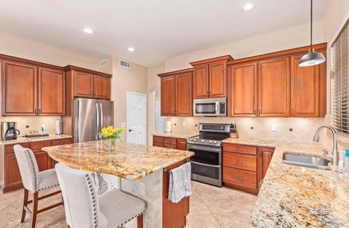 Estrella Mountain Ranch House | Sunny & Spacious * Heated Pool * Walk to the Lakes & Parks!