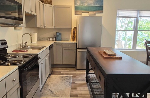 Onset Apartment | Sunny, Spacious, Stunning! BeachfrontnOnset Beach The Gateway to Cape Cod