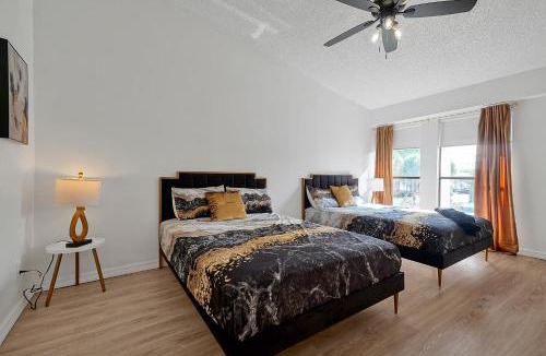 Oak Ridge Apartment | Sunny Stays