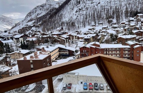 Le Cret Apartment | Sunny studio for 4 in Val d'Isère, pets allowed
