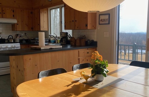 Middlefield House | Sunny, Stylish Berkshire Mountain Retreat near Jacob's Pillow