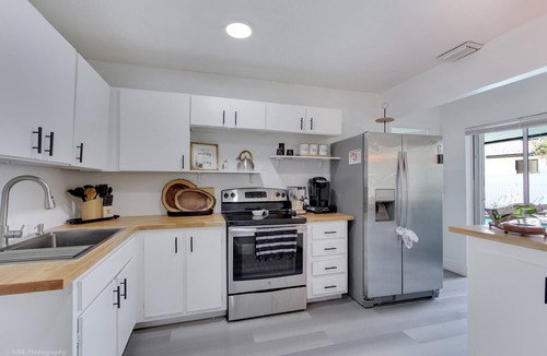 Lauderhill House | Sunny Suburban Escape with Private Pool & BBQ