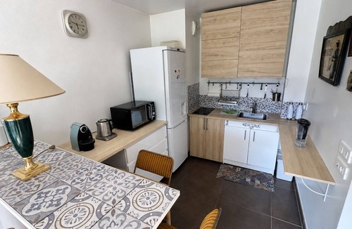 La Villette Apartment | Sunny terrace near the Canal de l'Ourcq - quiet & bright