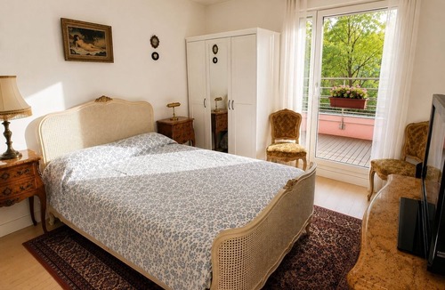 La Villette Apartment | Sunny terrace near the Canal de l'Ourcq - quiet & bright