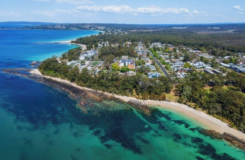 Huskisson Villa | Sunny Townhouse Huskisson