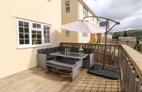 Combe Martin House | Sunny Views