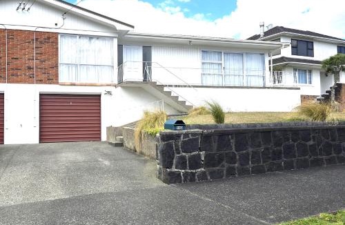 Mission Bay House | Sunny Villa Guest House