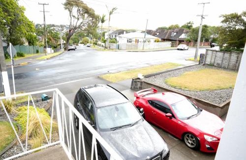 Mission Bay House | Sunny Villa Guest House