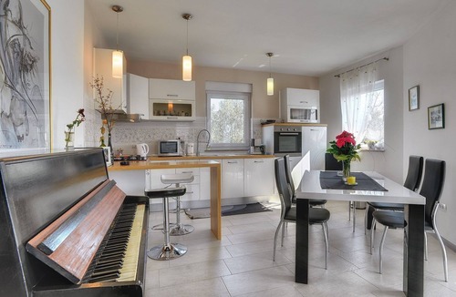 Orbanici House | Sunny villa with private pool