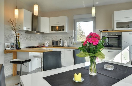 Orbanici House | Sunny villa with private pool