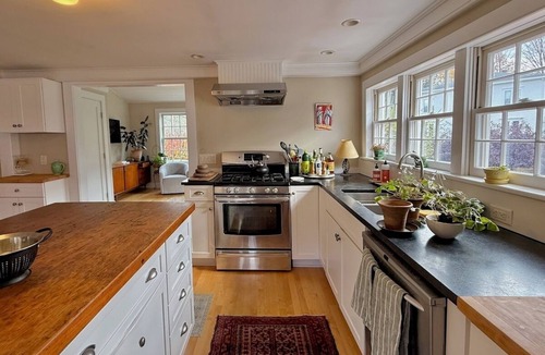 West Stockbridge House | Sunny West Stockbridge, Main floor Primary!
