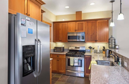 Tahoe Vista House | Sunny Woods Acres | Near Golf & Adventure Park