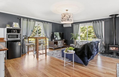 Mountain Lagoon House | Sunnydell