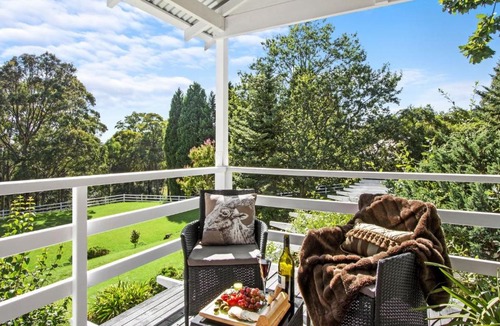 Mountain Lagoon House | Sunnydell