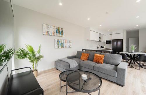 Sunnyhills House | Sunnyhills Viewside Town House