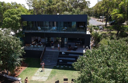Brisbane Waterfront House | Sunny’s hideout