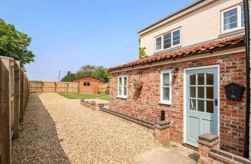 Sleaford House | Sunnyside Cottage