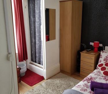 Great Yarmouth Bed & Breakfast | Sunnyside Hotel