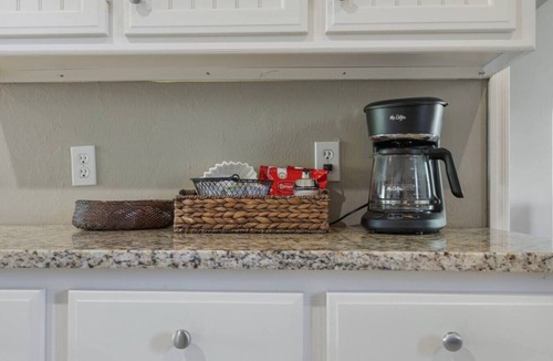 Texanna House | Sunnyside Lakefront with Private Dock at The Cut!