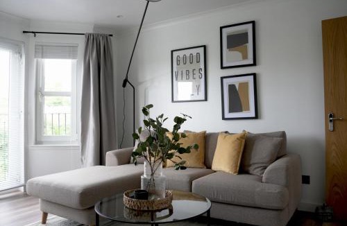 Coatbridge Apartment | Sunnyside Penthouse