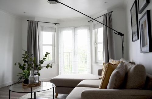 Coatbridge Apartment | Sunnyside Penthouse