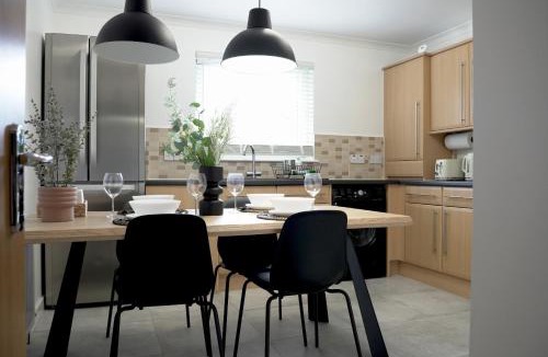 Coatbridge Apartment | Sunnyside Penthouse