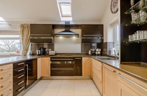 Blackburn Cottage | Sunnyside Shreyas