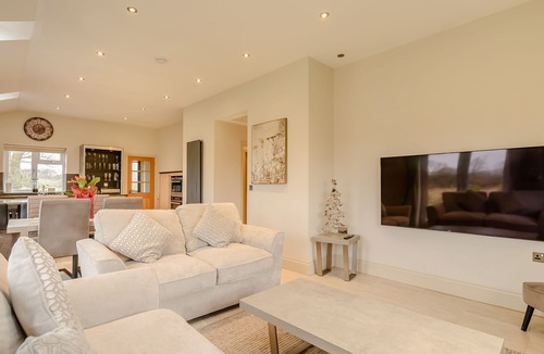 Blackburn Cottage | Sunnyside Shreyas