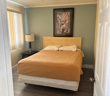 Ruthven Hotel | Sunparlor Motel