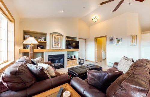 Steamboat Springs Apartment | Sunray Meadows 308