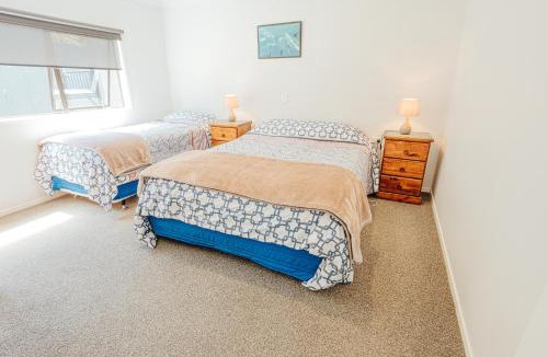 Coastlands Apartment | Sunrise Accommodation