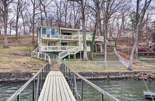 Sunrise Beach House | Sunrise Beach Cottage with Dock and Boat Launch!