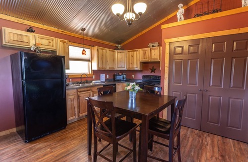 Steelville Cabin | Sunrise Cabin - Breathtaking Sunrises & Relaxing Sunsets