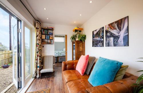 East Ilsley House | Sunrise Cabin