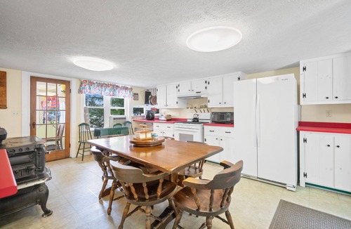 Standish Cottage | Sunrise cottage