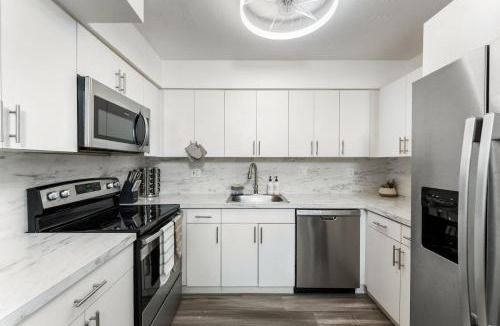 Survey Creek House | Sunrise Getaway