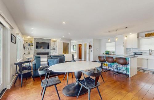 Malletts Bay House | Sunrise House on Lake Champlain