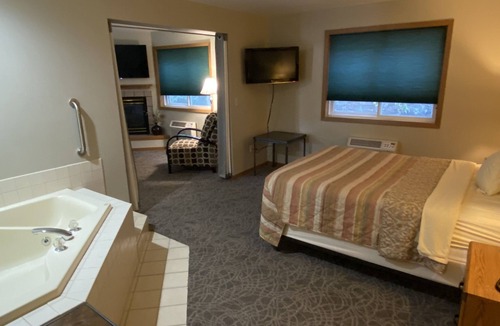 Mondovi Hotel | SunRise Inn Hotel