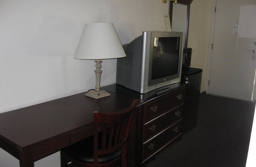 Everett Hotel | Sunrise Inn