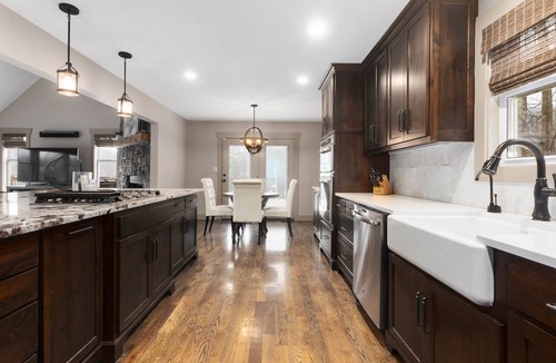 Grain Valley House | Sunrise Lake House