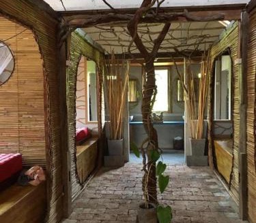Tukad Mungga Hotel | Sunrise Lodge and Lounge Hotel