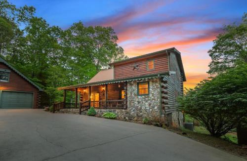 My Mountain House | Sunrise on the Ridge
