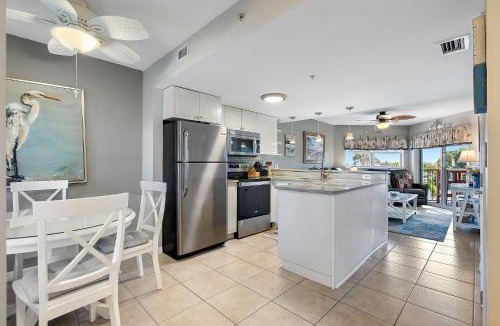 St. Pete Beach House | Sunrise Resort 209