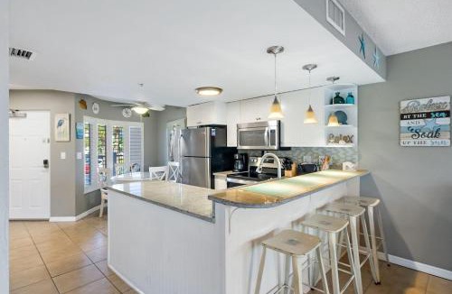 St. Pete Beach House | Sunrise Resort 209